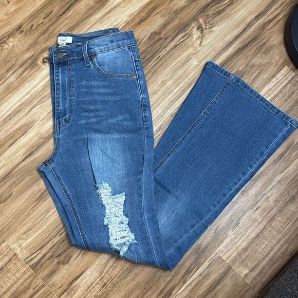 Easel High Rise Distressed Flare Jeans NEW - Picture 4 of 5